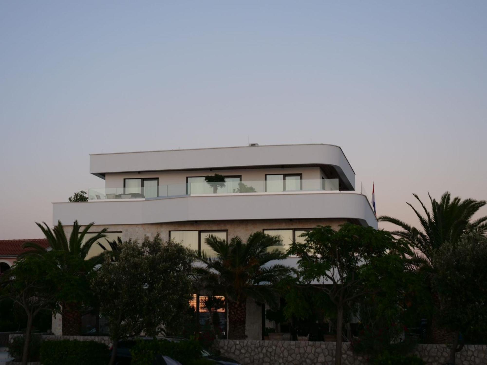 Apartments Dernaj Vir Εξωτερικό φωτογραφία
