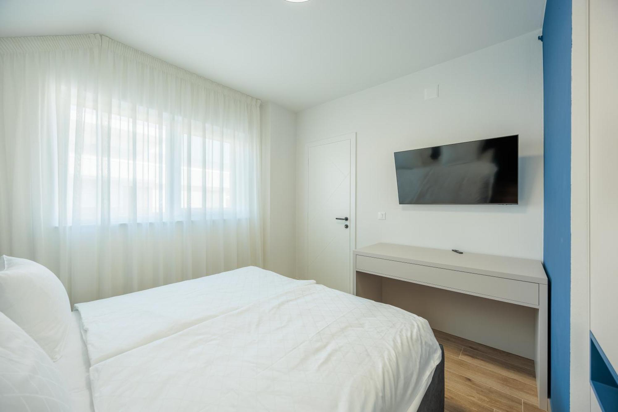 Apartments Dernaj Vir Εξωτερικό φωτογραφία