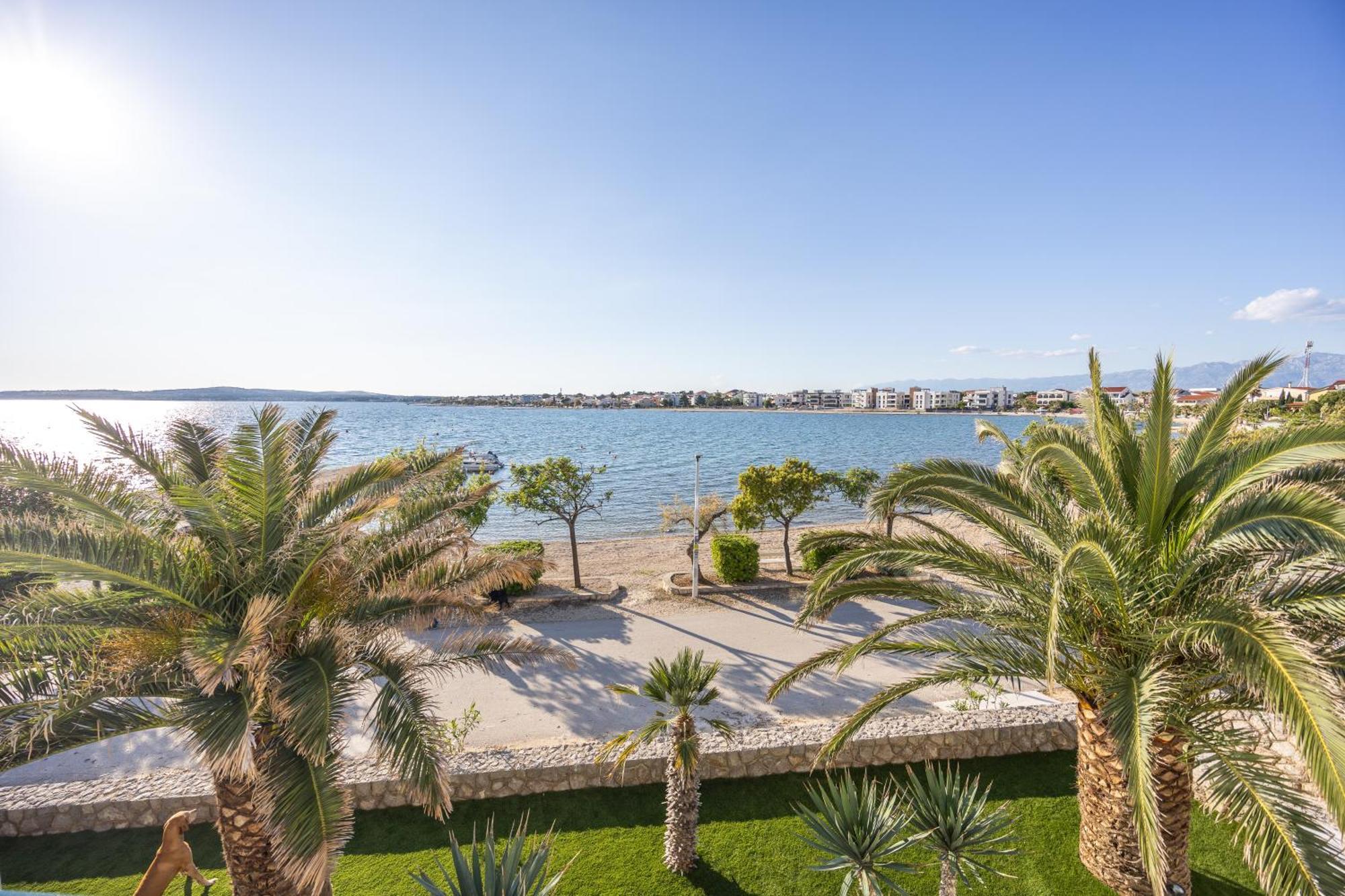 Apartments Dernaj Vir Εξωτερικό φωτογραφία
