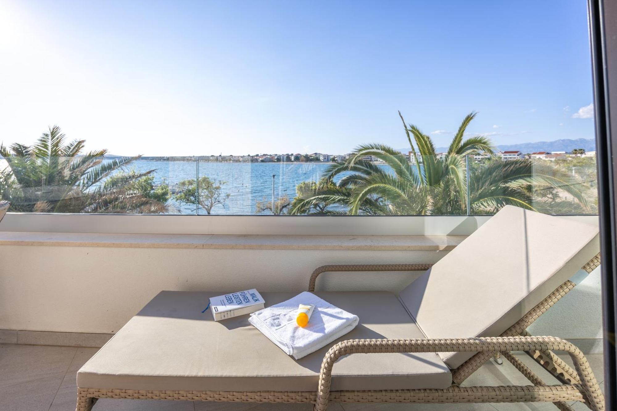 Apartments Dernaj Vir Εξωτερικό φωτογραφία