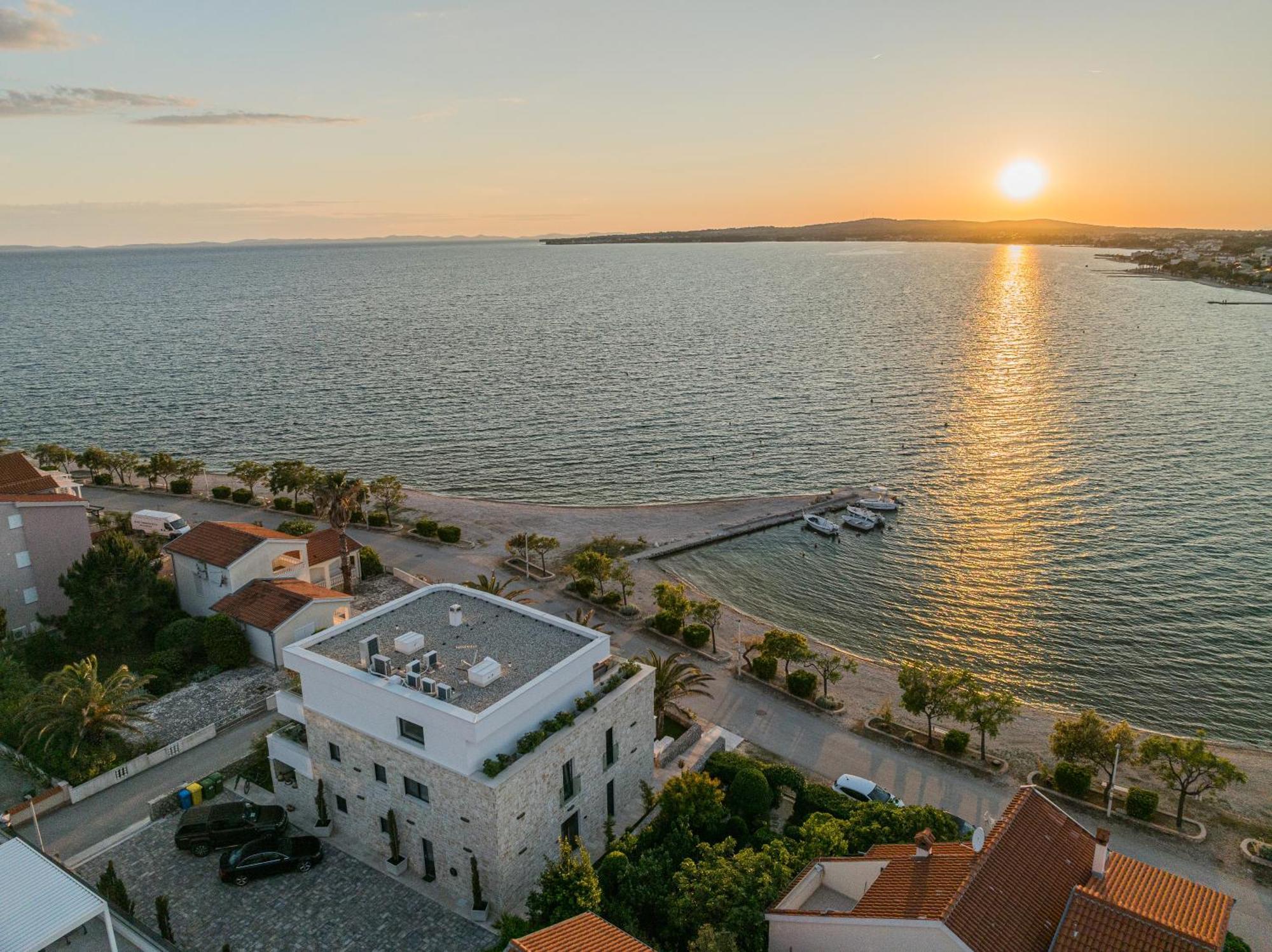 Apartments Dernaj Vir Εξωτερικό φωτογραφία